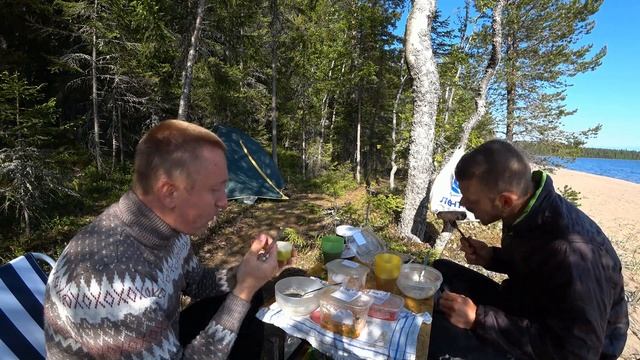 Мукбанг. Холодное утро на Ладожском озере. смотреть онлайн