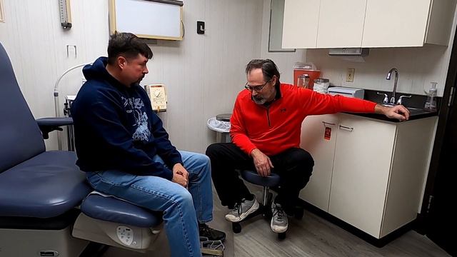 Why Do My Feet Hurt? Platforms & Boot Choices... смотреть онлайн