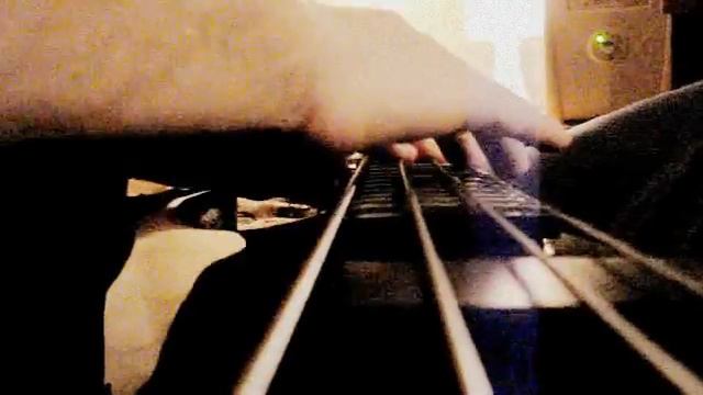 Yoav - Beautiful Lie (Bass Cover) смотреть онлайн