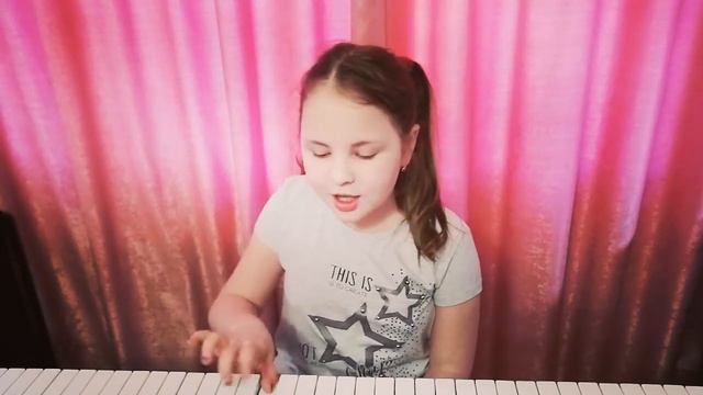 Песня сел комар к на дубочек смотреть онлайн