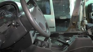 Снятие и установка подушки безопасности водителя на Приоре