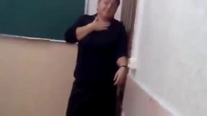 Учительница поприветствовала прогульщика так, что ученики надорвались от смеха