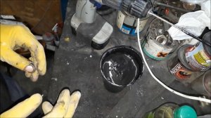 Обработка кузова,после замены днища.Шовный герметик на пороги.Мазда626ЖЦ.