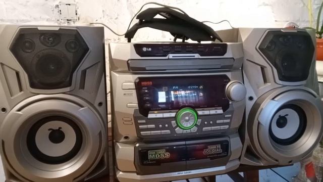 Музыкальный центр LG FFH-5600AX смотреть онлайн