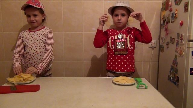 Чипсы дома на сковороде смотреть онлайн