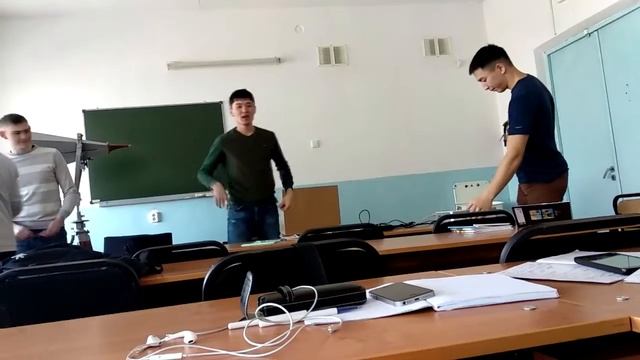 #ВЫПУСК1 "ОЧЕНЬ ПЛОСКИЕ ШУТКИ" Студия 9+1 смотреть онлайн