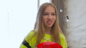 ВОСПИТАНИЕ ПОДРОСТКОВ! КАМПУС ПРОТИВ МУСОРА!!! КАМИЛЬ ПОДКАТЫВАЕТ К САМОЙ ВРЕДНОЙ ДЕВЧОНКЕ