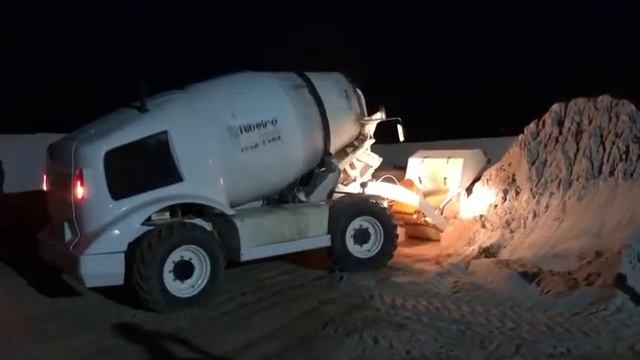 autoconcreteira fiori dbx35 24 h смотреть онлайн