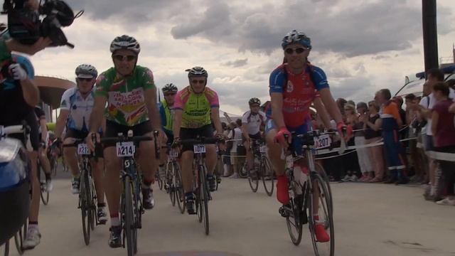 Rambouillet, the Tour de France, and Paris Brest Paris смотреть онлайн