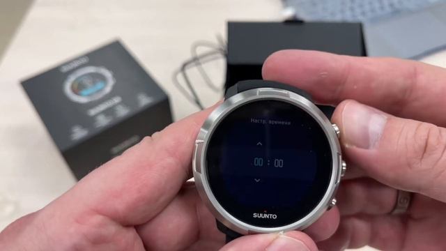 Компьютер для подводной охоты и дайвинга Suunto D5 смотреть онлайн