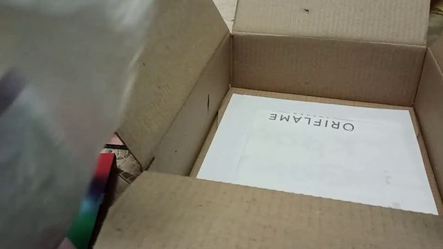 Распаковка из 3 каталога Орифлейм 🥰 на 170ББ! смотреть онлайн