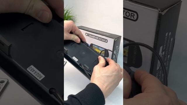 Автомобильный монитор 7 дюймов