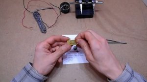 Простая пищалка на двух транзисторах