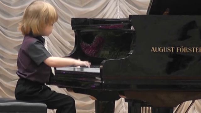 ELISEY MYSIN, EL NIÑO PRODIGIO смотреть онлайн