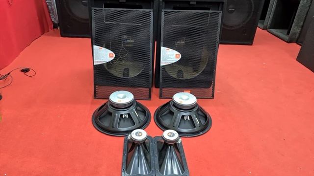 Loa Mỹ JBL JRX 115. Bass 40. ĐẸP như tranh. Giá 14.5tr. Đt 0936.583.140 смотреть онлайн