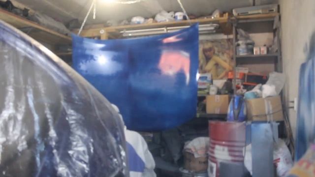 Красим капот Rover 25 в гараже смотреть онлайн