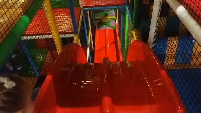 Мы в Joki Joya ОГРОМНЫЙ ЛАБИРИНТ Семейный парк активного отдыха Часть 1