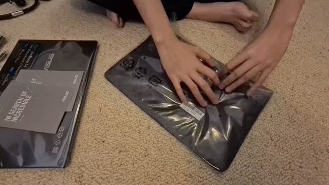 [UNBOXING] ASUS ZenBook14" UM425IA Ryzen 7 Windows 10 Pro Notebook смотреть онлайн