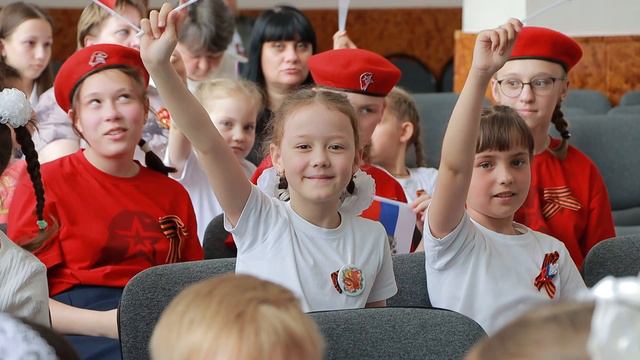 Конкурс - защитникам Отечества поем