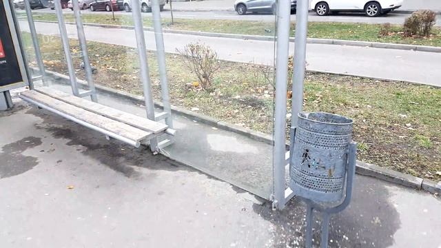 Автобусная остановка в Москве смотреть онлайн