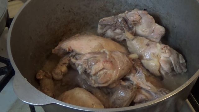 Таджикский суп шурба с машю. (Мош)  Зеленый горох.  Кушать подана.