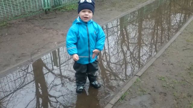 Купания в луже. 2,10 смотреть онлайн