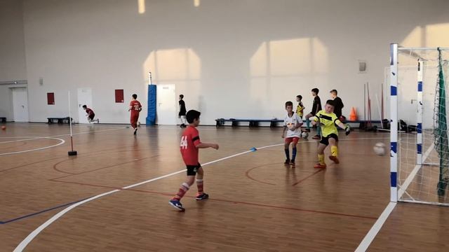 МФК Лапландия 2010. Групповая тренировка смотреть онлайн