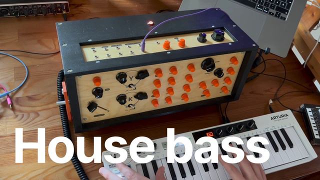 Shmøergh A1 Prototype — DIY analog synth demo смотреть онлайн