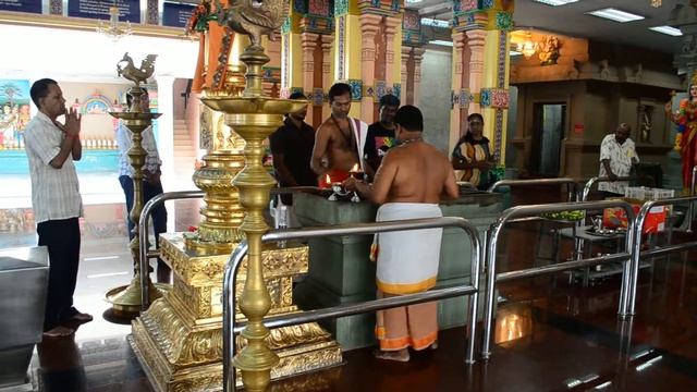 Храм Шри Махамариамман (Куала-Лумпур) смотреть онлайн