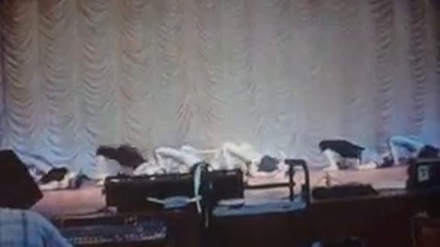 образцовый театр танца "Дебют".белая ворона. смотреть онлайн