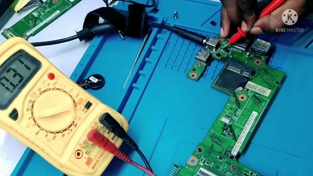 Dell N5010 plug in not charging problem смотреть онлайн