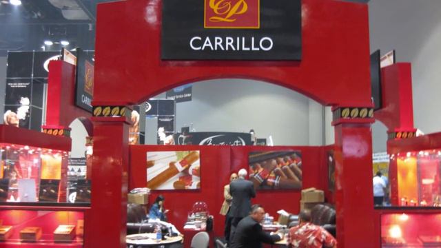 Interview With Jon Huber of Crowned Heads at 2012 IPCPR Trade Show смотреть онлайн