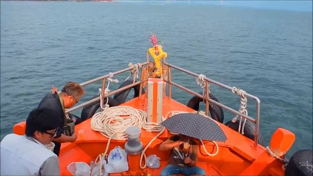 Из Паттайи на остров Ко Лан на пароме | Koh Larn island смотреть онлайн
