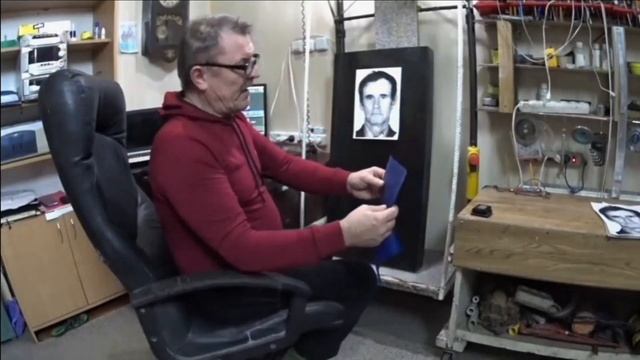 (18+)Подготовка к гравировке портрета на гранитном памятнике.Урок-1 смотреть онлайн