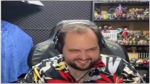 Бэбэй сошёл с ума, когда узнал, что победило на ауке... [Bebey]