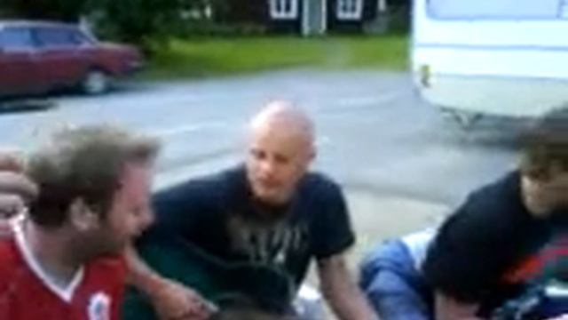 Danke - I want back down смотреть онлайн