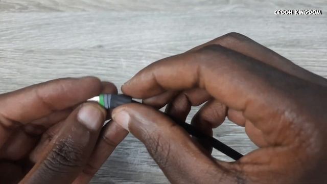 How to make Micro USB to RCA Cable смотреть онлайн