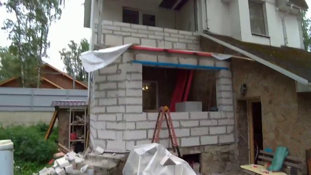 Как сделать пристройку к дому из пено (газо)блока . Армопояс своими руками. смотреть онлайн