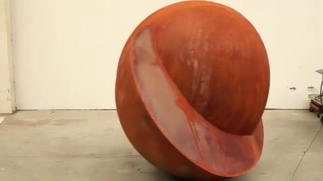 Rocking Sculpture by Albert Dicruttalo смотреть онлайн