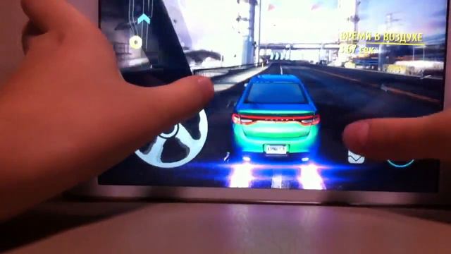 Я играю в Asphalt 8 смотреть онлайн