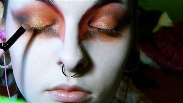 Autumn inspired dramatic goth makeup tutorial смотреть онлайн