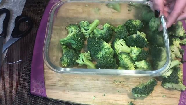 Запечённая красная рыба с брокколи. Вкусный и полезный ужин. #рецепты #рецептыпп #зож #рыба смотреть онлайн