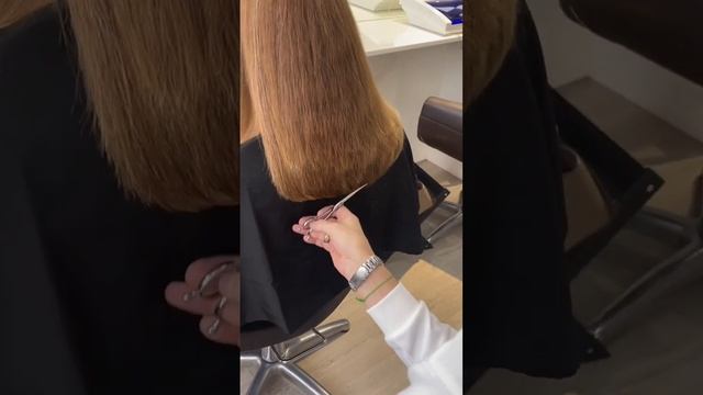 Как стричь волосы сзади?