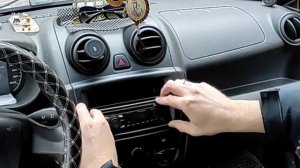 Установка радиоантенны на свою Ладу Гранту...