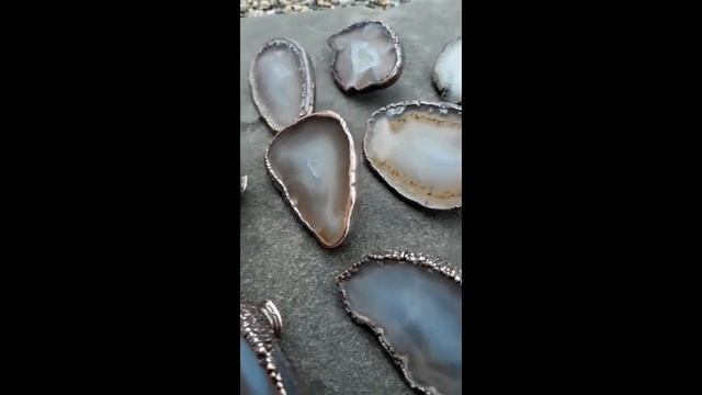 Мебельные ручки из серых срезов агата смотреть онлайн