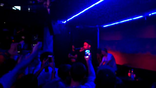 Slim-20 августа(Без минуса исполняет)Новосибирск 12.10.2014 смотреть онлайн