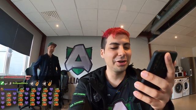 Loda Sings a Song For Drunkmers and Twitch Chat at Alliance HQ - ClipMERS смотреть онлайн