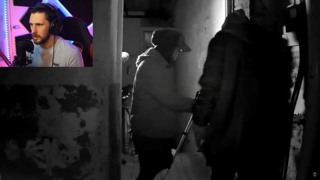 GHOST ATTACKS GHOST HUNTER - TWIN PARANORMAL REACTION смотреть онлайн