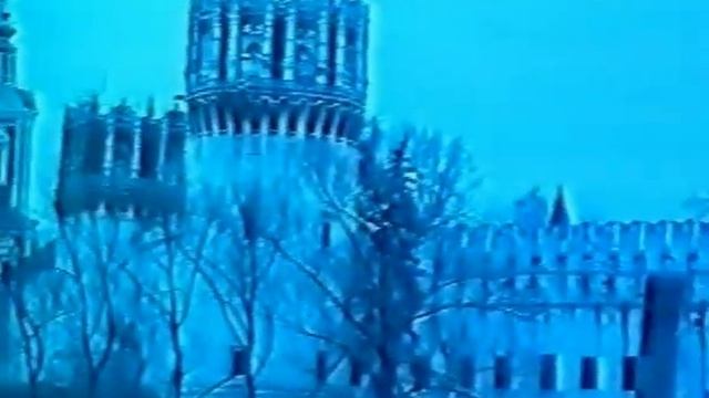 Красное платье смотреть онлайн