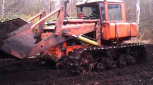 дт 75 с куном.Погрузка торфа.